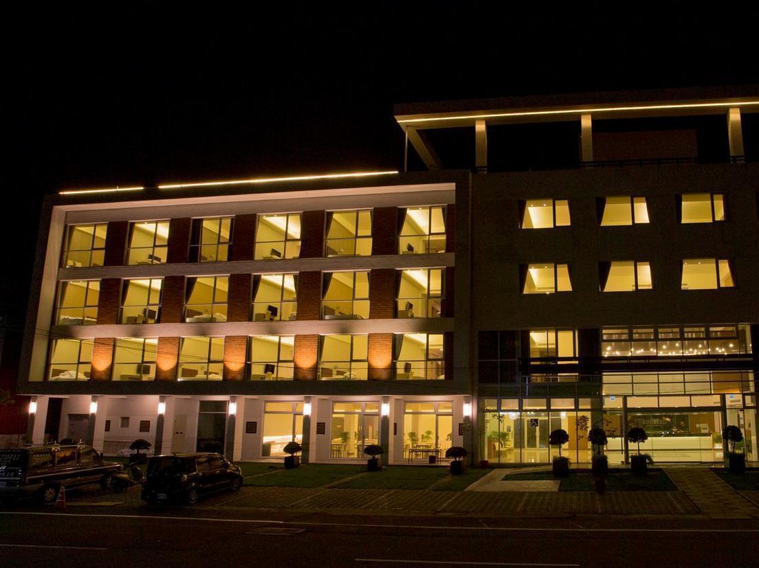 Sunseed International Villa Hotel Chiayi Buitenkant foto